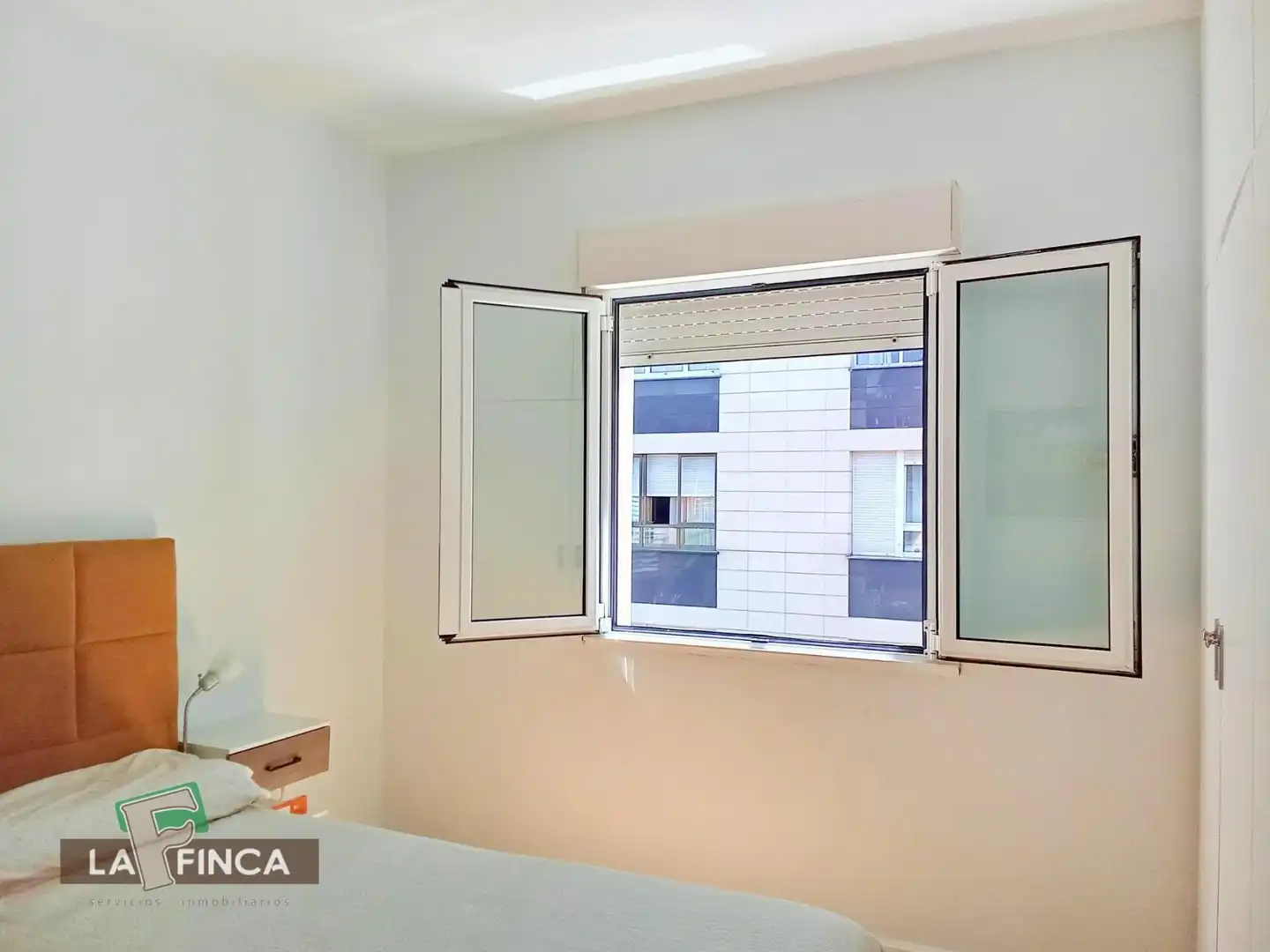 Schlafzimmer von Wohnung zum Verkauf in Gijón  mit Terrasse und Möbliert