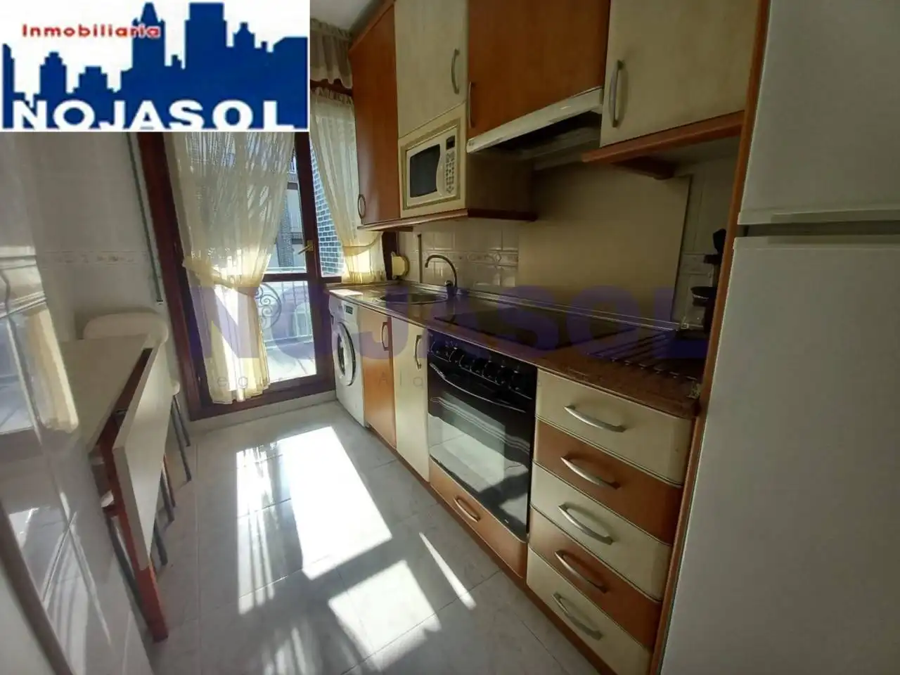 Apartament amb piscina de lloguer a Avenida santos martires 10, imagen 18