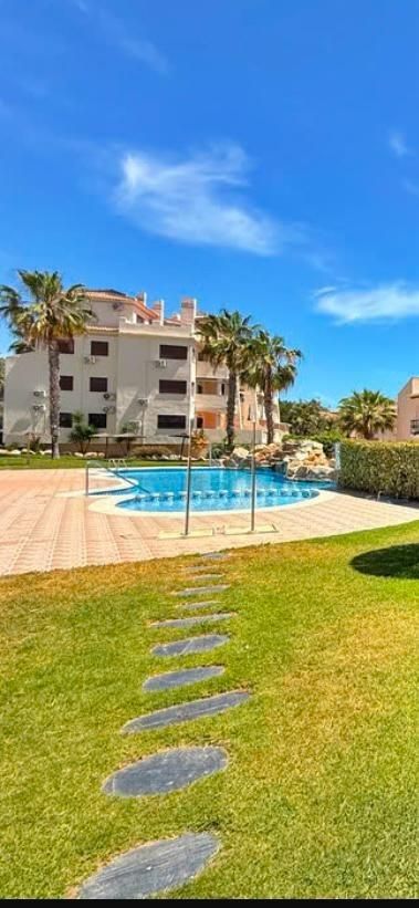 Piscina de Apartament en venda en Orihuela