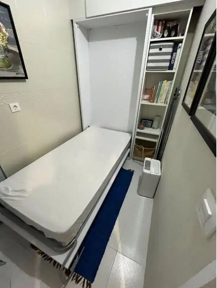 Habitación de Piso en venta en Vigo  con Calefacción, Jardín privado y Trastero