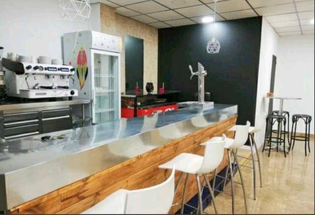 Local comercial en Venta en Calle SANTANDER en L'Hort de Senabre