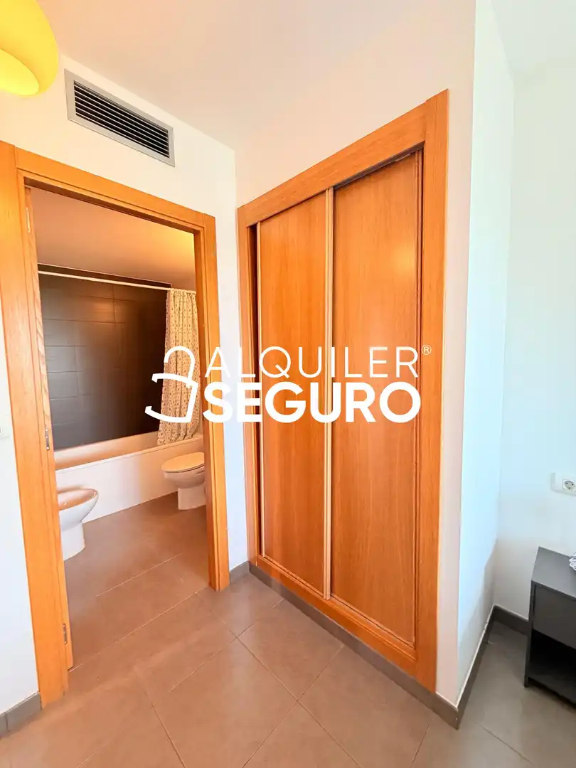 Bedroom of Flat for rent in Castellón de la Plana / Castelló de la Plana  with Air Conditioner, Heating and Furnished