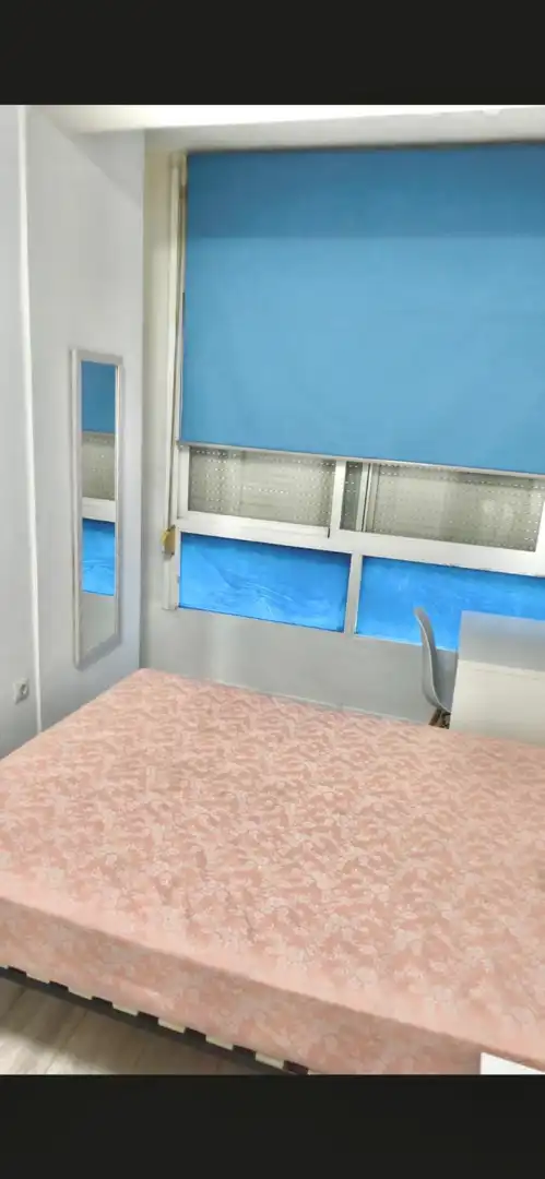 Schlafzimmer von Wohnung zur Miete in Sueca mit Klimaanlage, Heizung und Möbliert