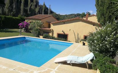 Schwimmbecken von Country house zum verkauf in Arenys de Munt mit Klimaanlage, Heizung und Terrasse