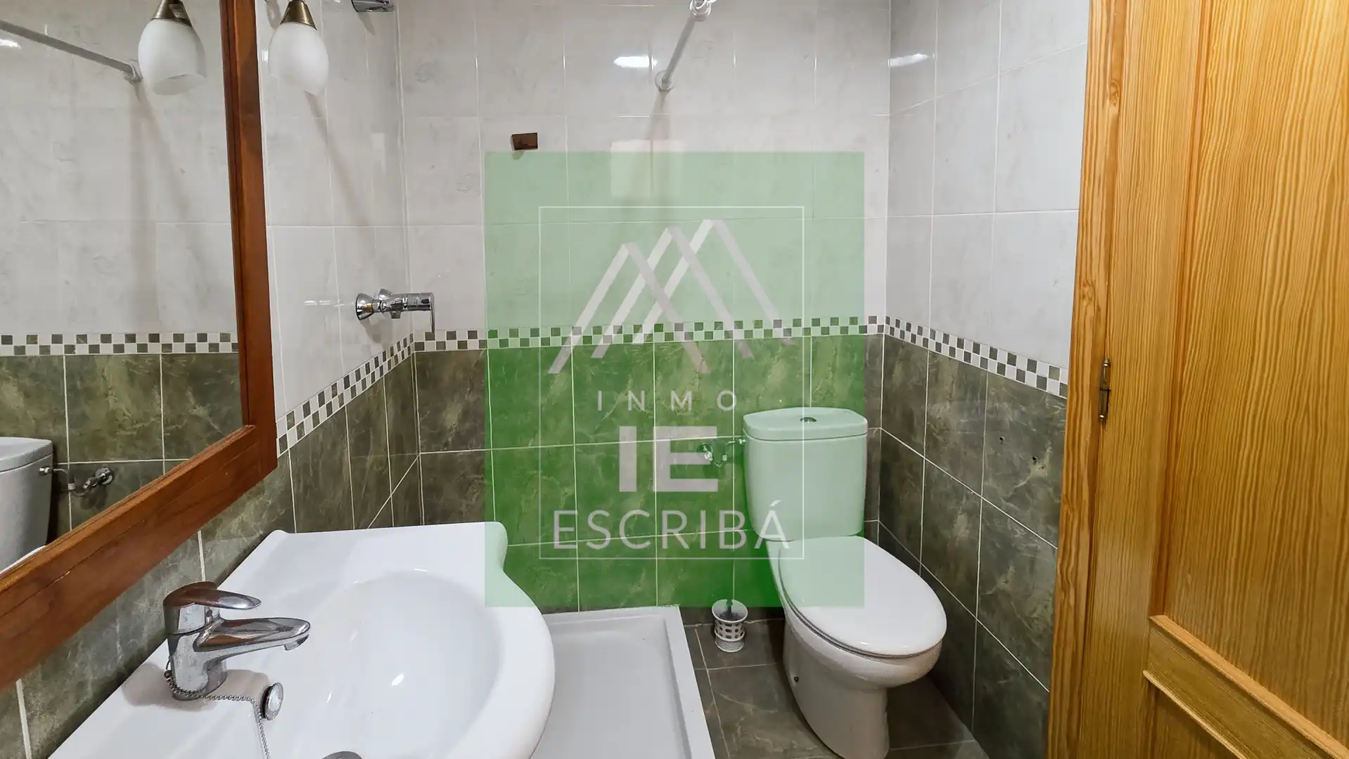 Bathroom of Flat for sale in Catadau  with Air Conditioner and Terrace