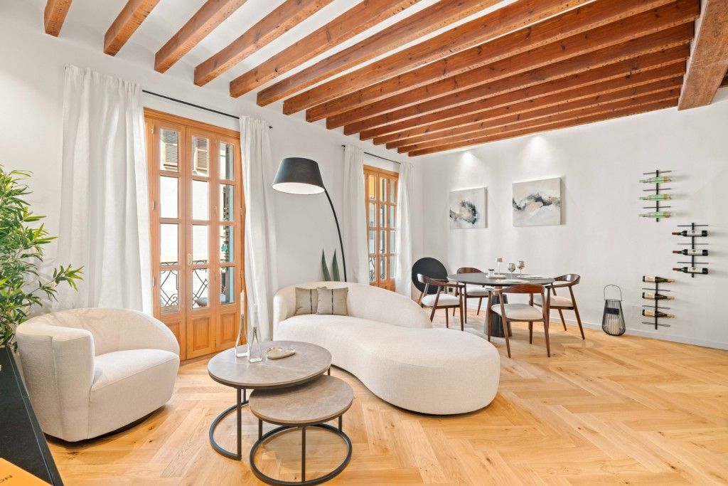 Sala d'estar de Apartament en venda en  Palma de Mallorca amb Calefacció, Terrassa i Moblat