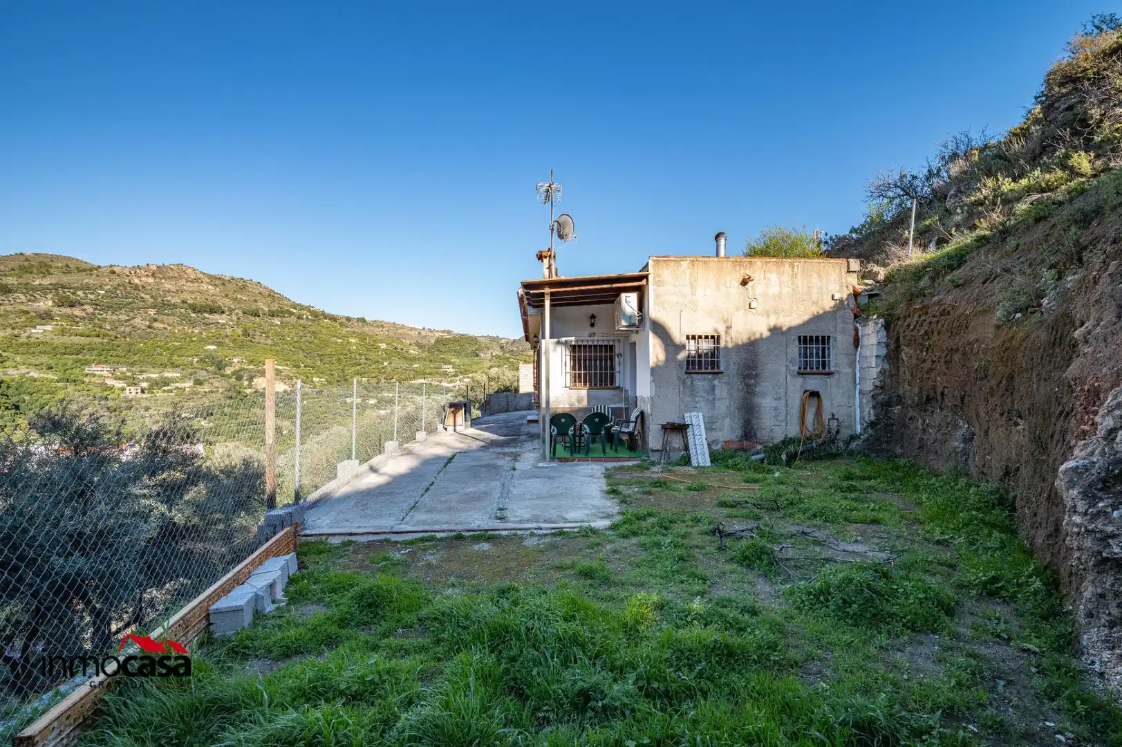Vista exterior de Casa o chalet en venta en Los Guájares