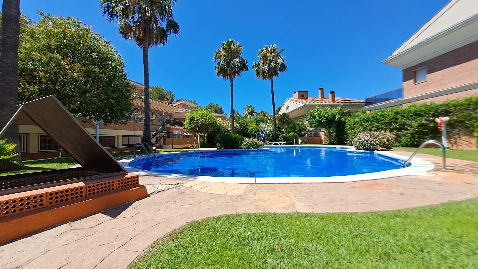 Piscina de Casa o chalet en venta en Salou con Aire acondicionado, Calefacción y Jardín privado