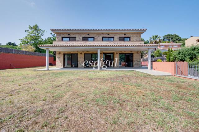 Casa-chalet en Venta en Pere Coromines en Urbanitzacions