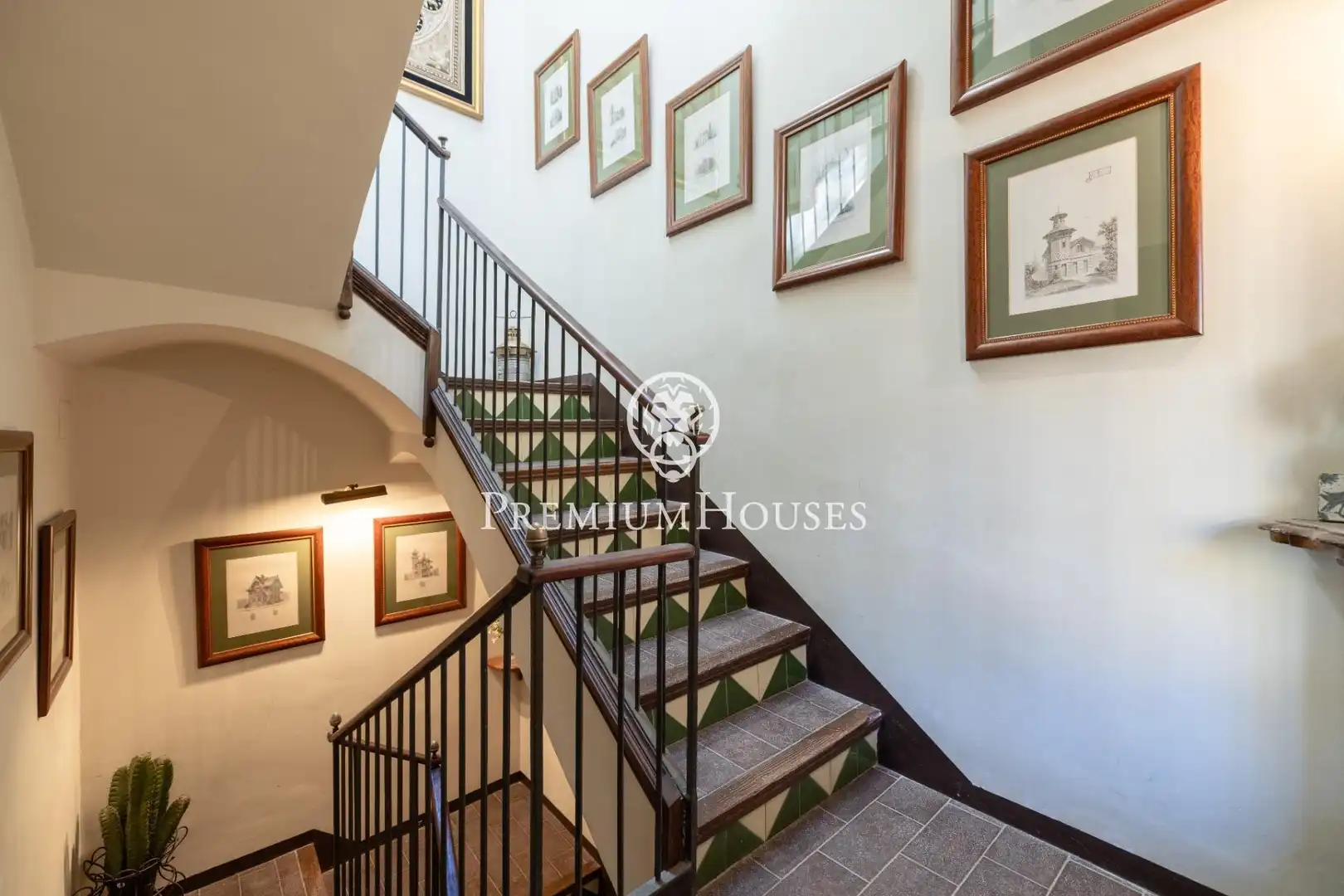 Houses for sale in Montblanc, Tarragona