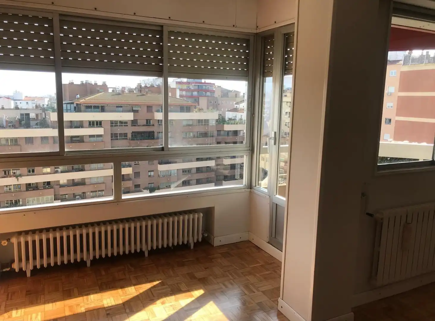 Habitación de Piso de alquiler en Zaragoza con Aire acondicionado, Parquet y Terraza
