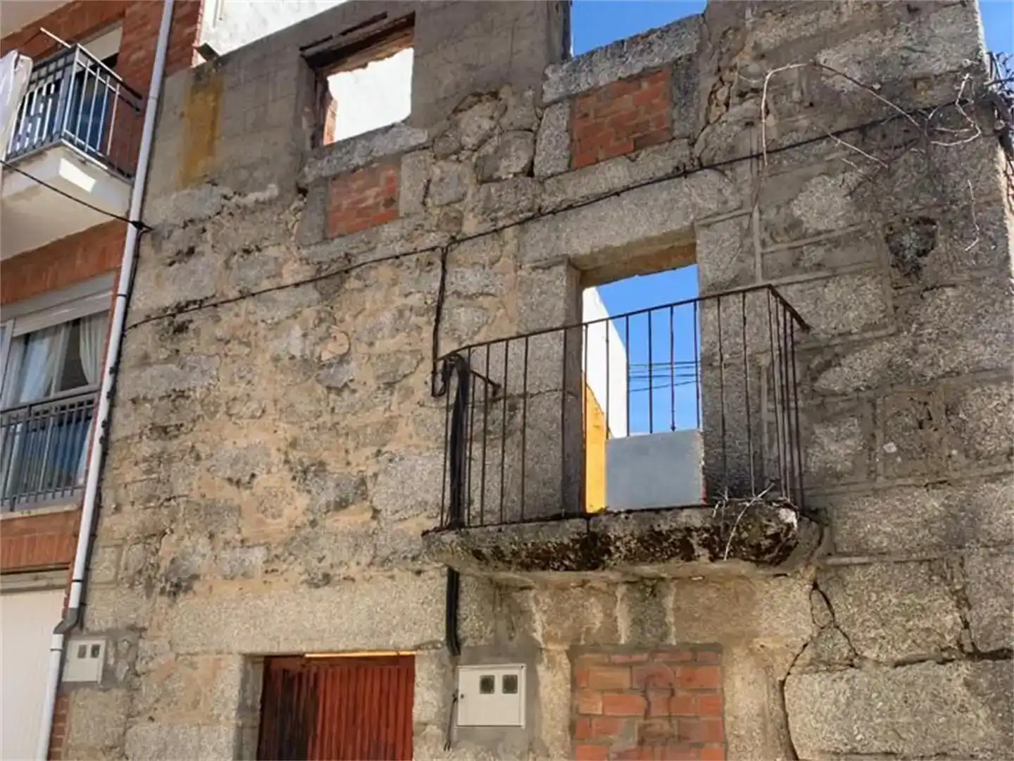 Vista exterior de Finca rústica en venda en Navacepedilla de Corneja, Ávila