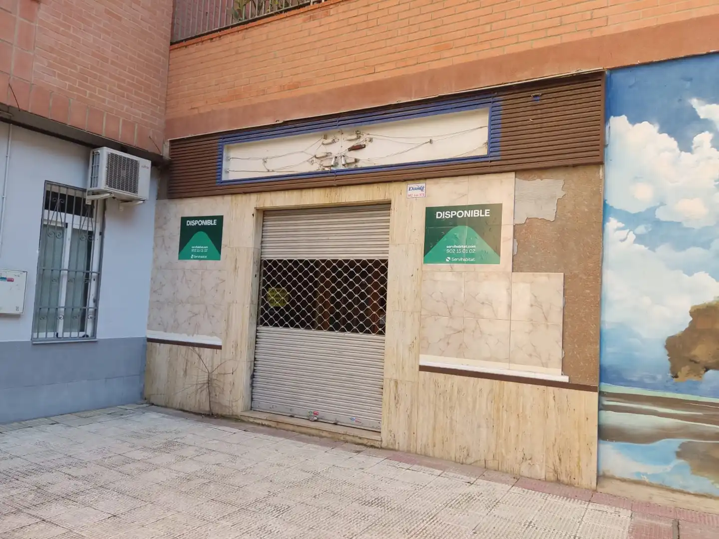 Local comercial en venta en Calle de José Luis Borau 1