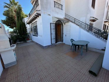 Piano terra con piscina in vendita a Nueva Torrevieja - Aguas Nuevas