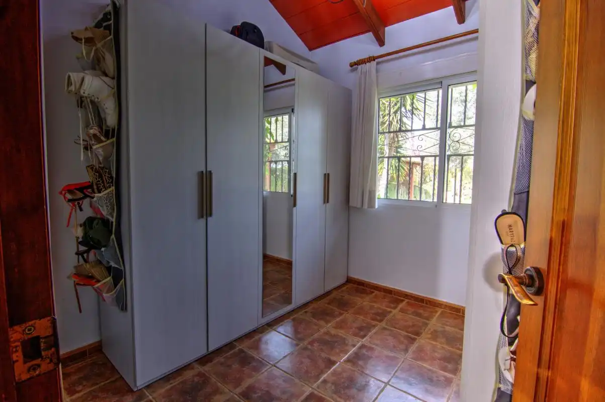 Habitación de Finca rústica en venta en Dolores con Aire acondicionado, Calefacción y Jardín privado