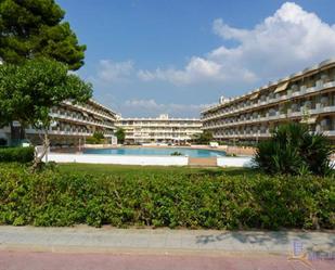 Vista exterior de Apartament en venda en Cambrils amb Aire condicionat i Terrassa