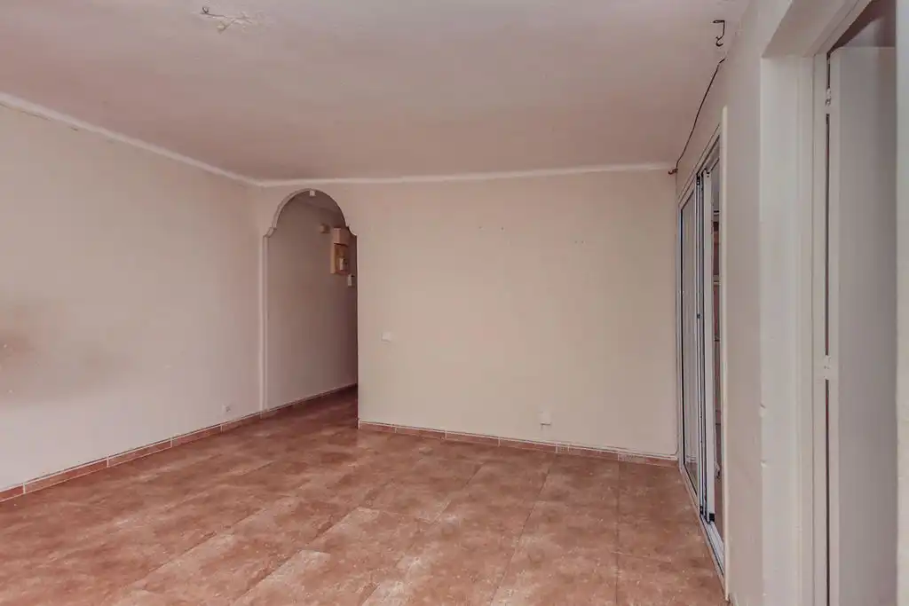 Flat for sale in Av Montsant, Sant Salvador
