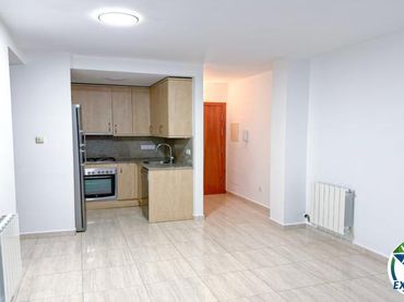 Appartement compact avec ascenseur à vendre à Carrer la Pau