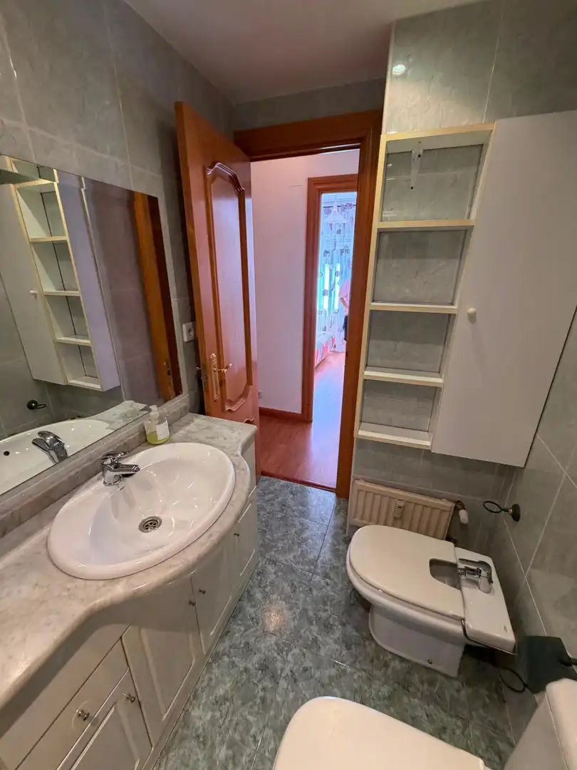 Bathroom of Flat for sale in Móstoles  with Heating, Terrace and Furnished