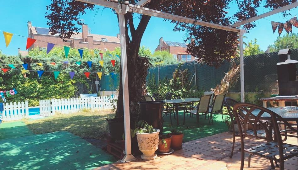 Foto 1 de Casa adosada en venta en Calle Catalpas, Urbanizaciones, Madrid