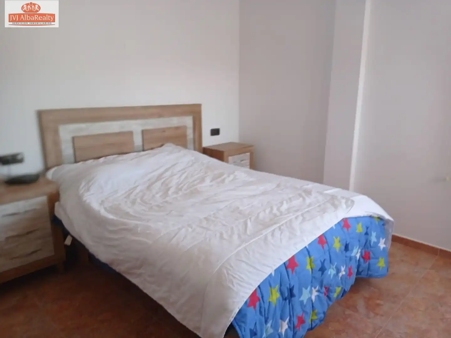 Dormitori de Casa adosada en venda en Valdeganga amb Calefacció i Balcó