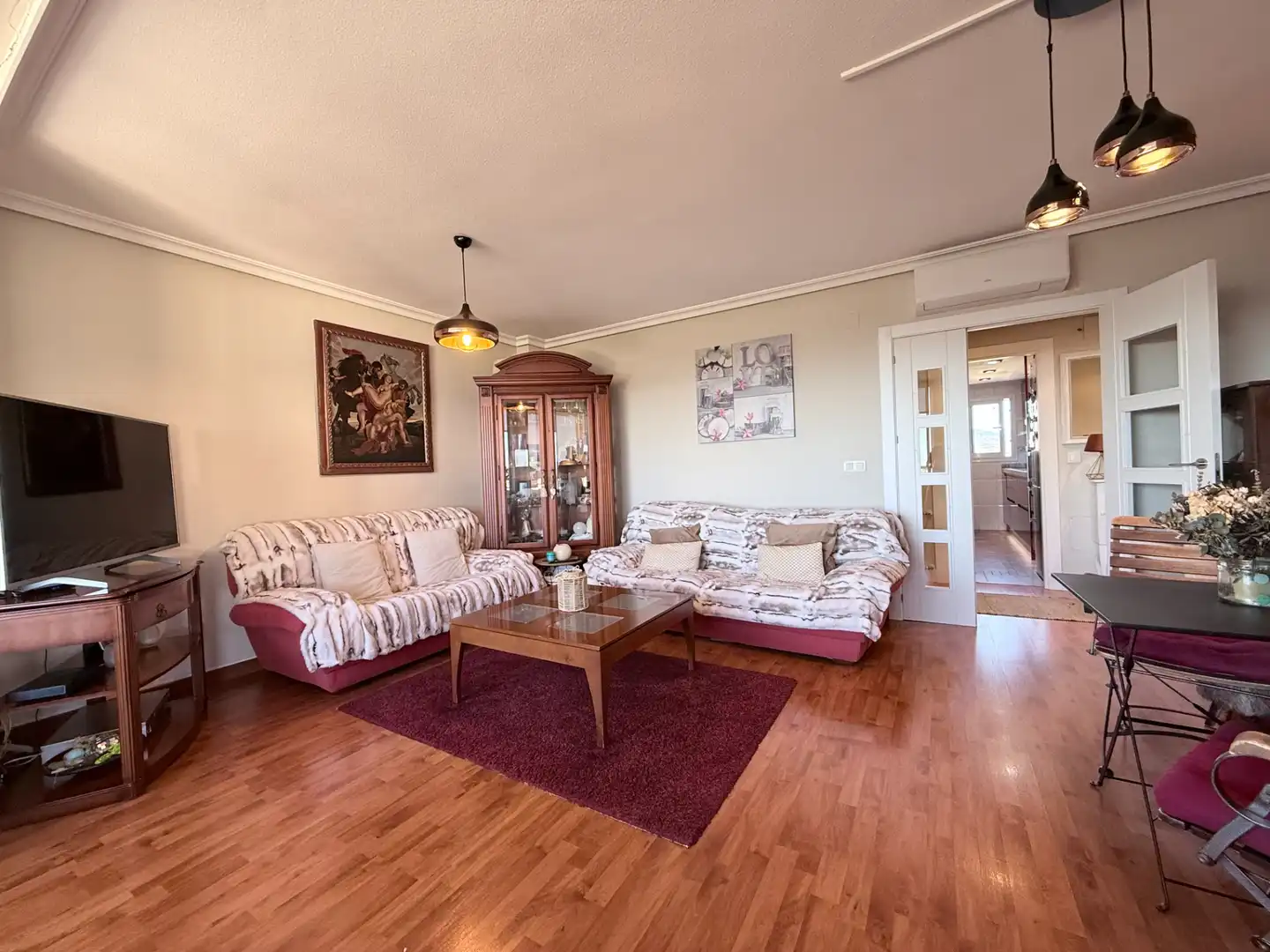Wohnzimmer von Wohnung zum Verkauf in El Campello mit Klimaanlage, Heizung und Parkett