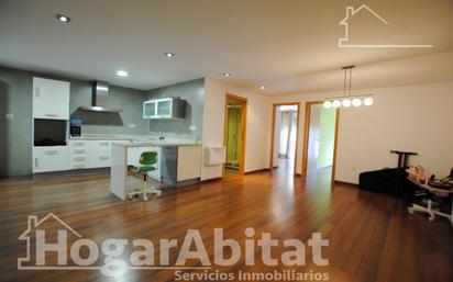 Living room of Flat for sale in Gandia  with Air Conditioner, Terrace and Balcony