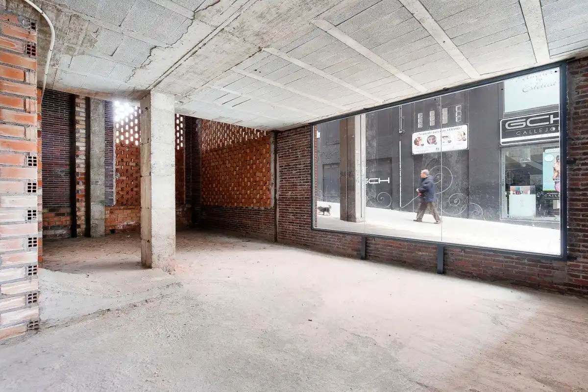 Local comercial en venda a Beiro