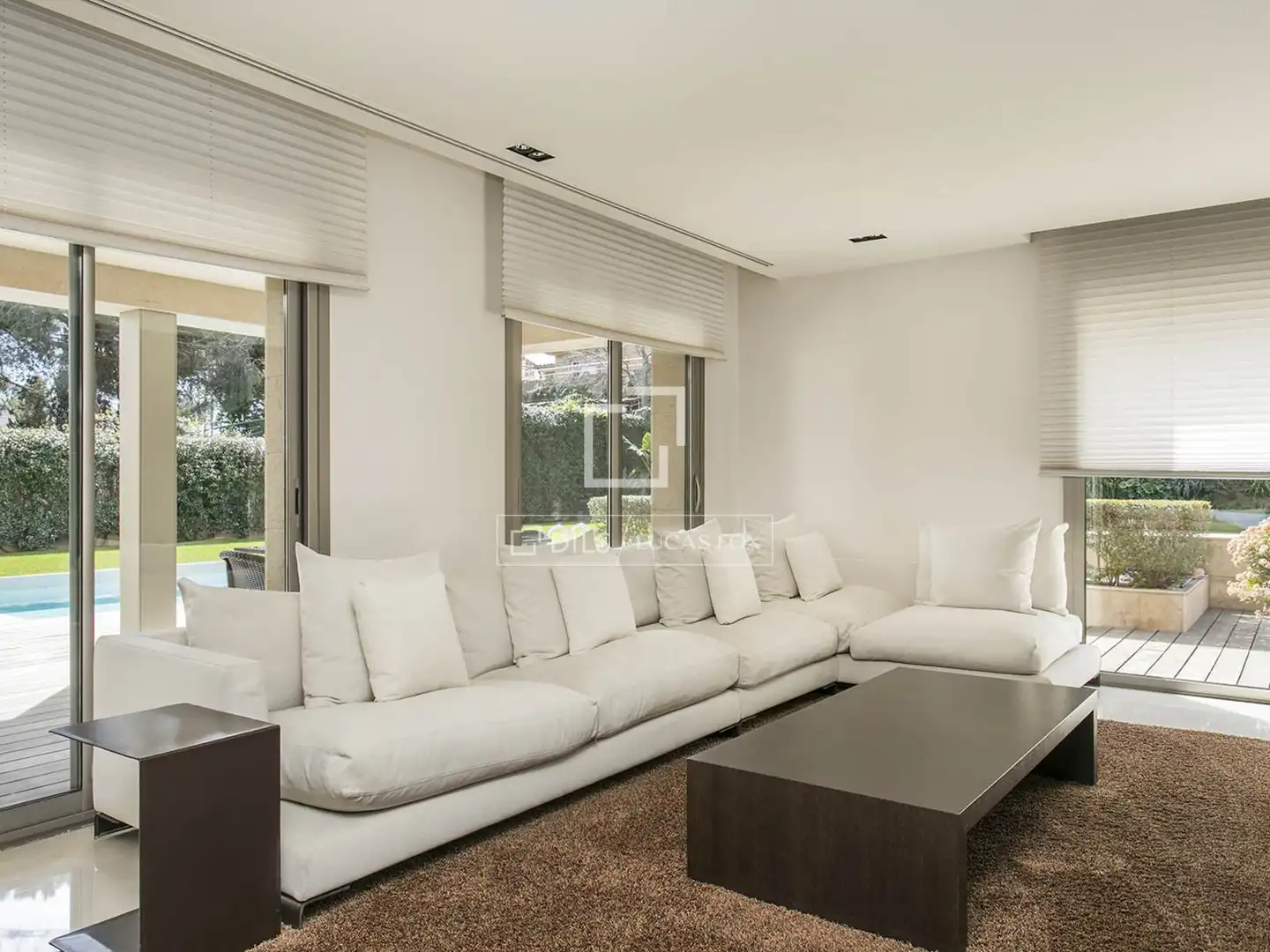 Sala d'estar de Casa o xalet en venda en Barcelona amb Aire condicionat, Calefacció i Jardí privat