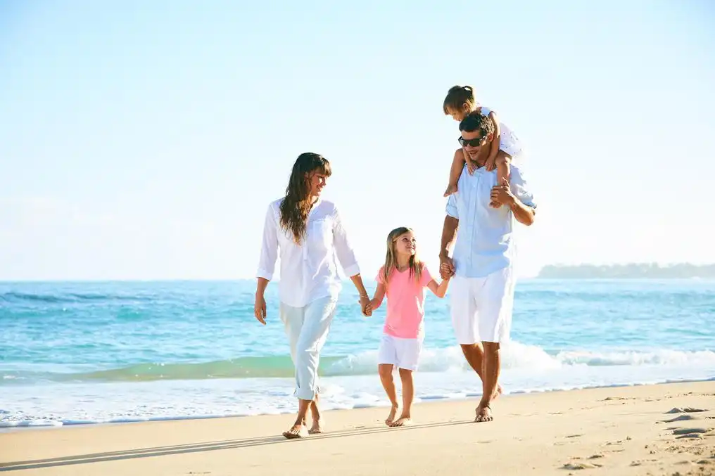 Exterior view of Apartments for sale in Manilva  with Air Conditioner, Heating and Terrace