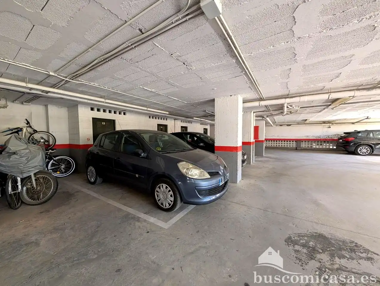 Parking de Planta baja en venta en Algarrobo con Jardín privado, Terraza y Amueblado