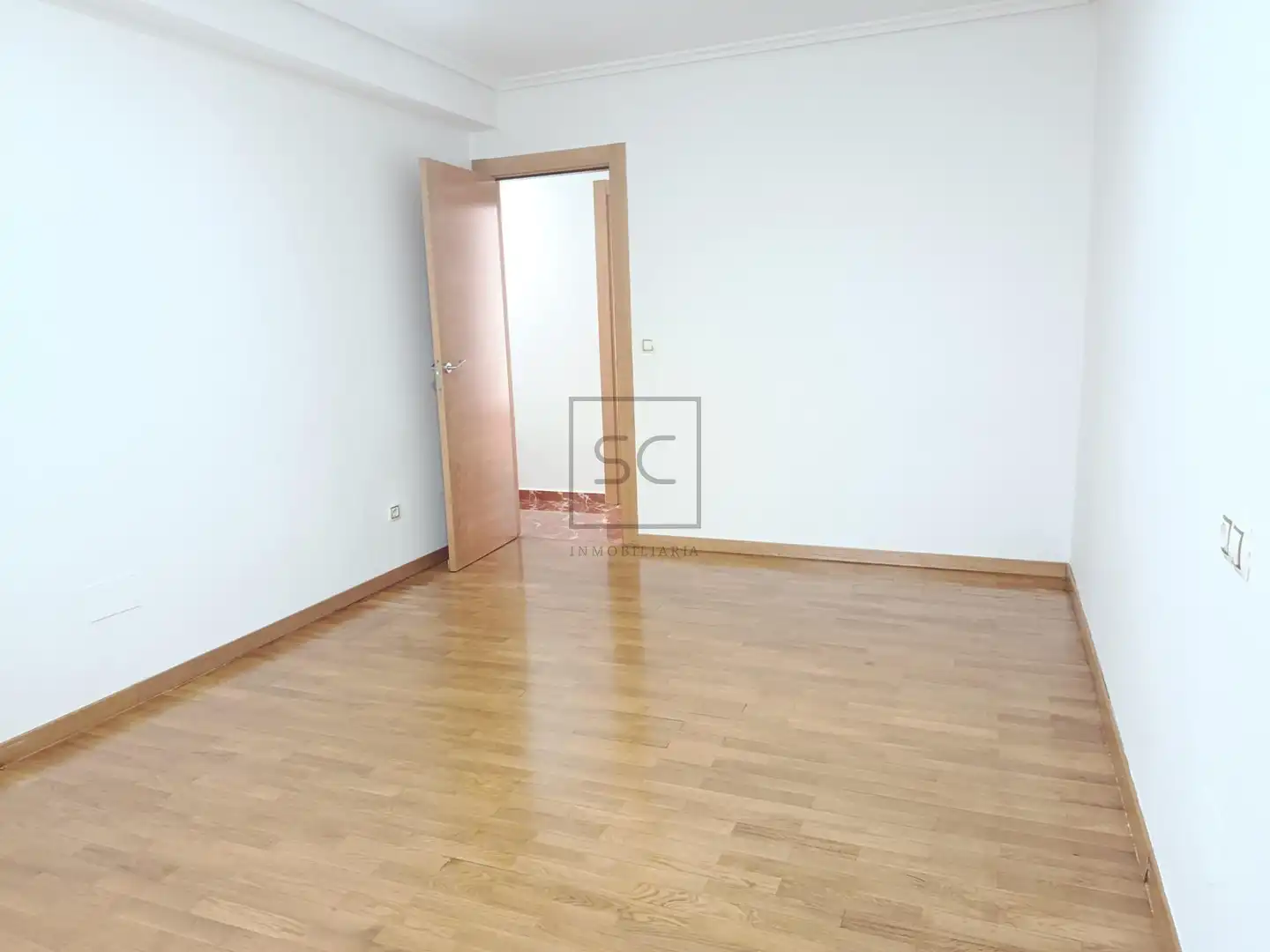 Habitación de Piso en venta en Narón con Calefacción y Trastero
