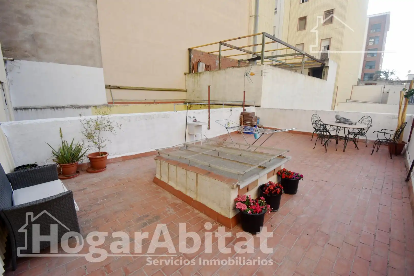 Garten von Wohnung zum Verkauf in Castellón de la Plana / Castelló de la Plana mit Heizung, Terrasse und Möbliert