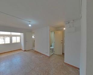 Flat for sale in  Barcelona Capital  with Furnished and Oven