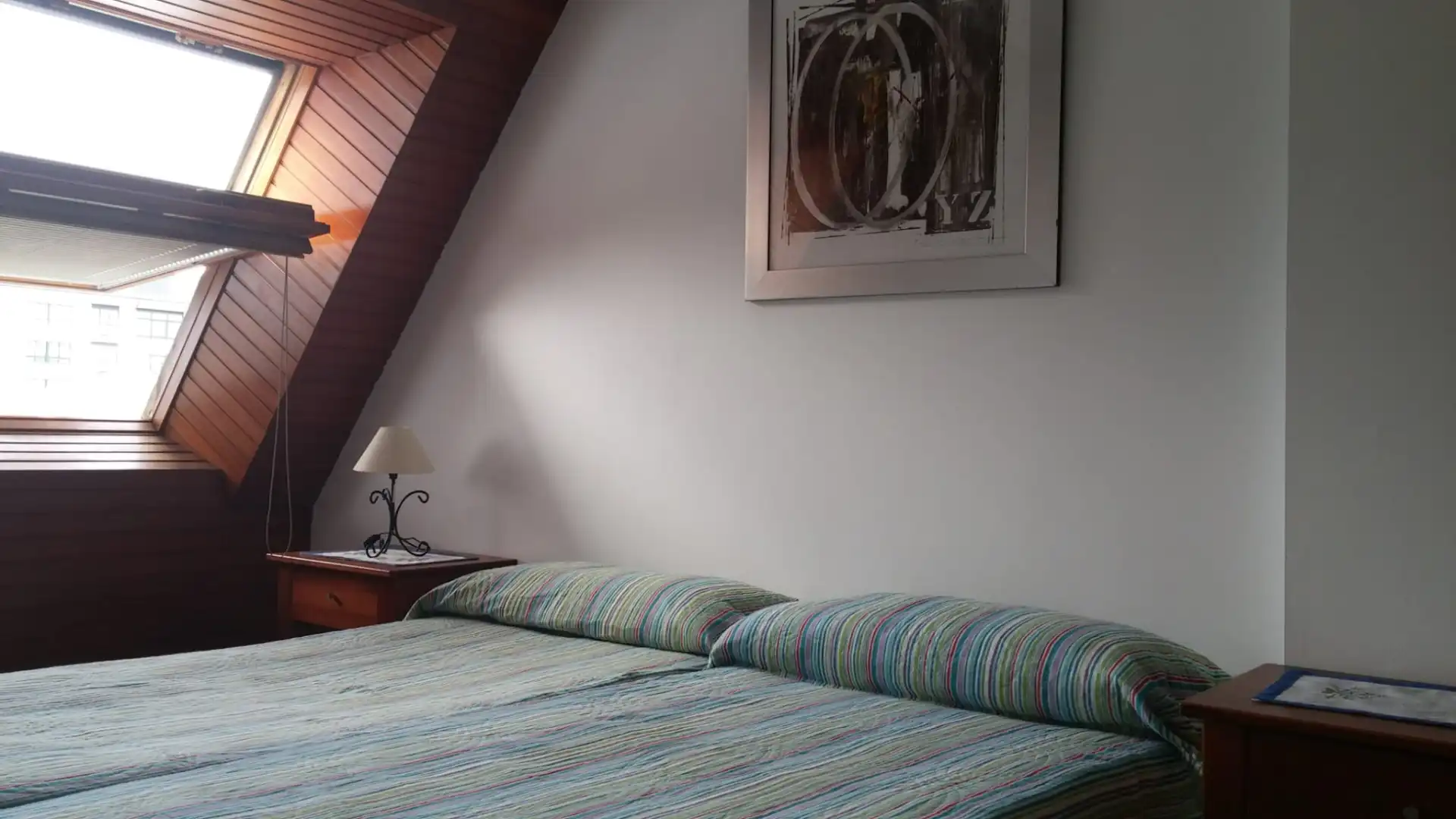 Dormitori de Dúplex de lloguer en Ferrol amb Calefacció, Parquet i Moblat