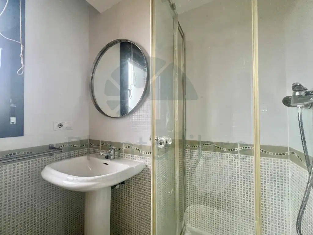 Bathroom of Duplexes for sale in Villamediana de Iregua  with Terrace and Swimming Pool