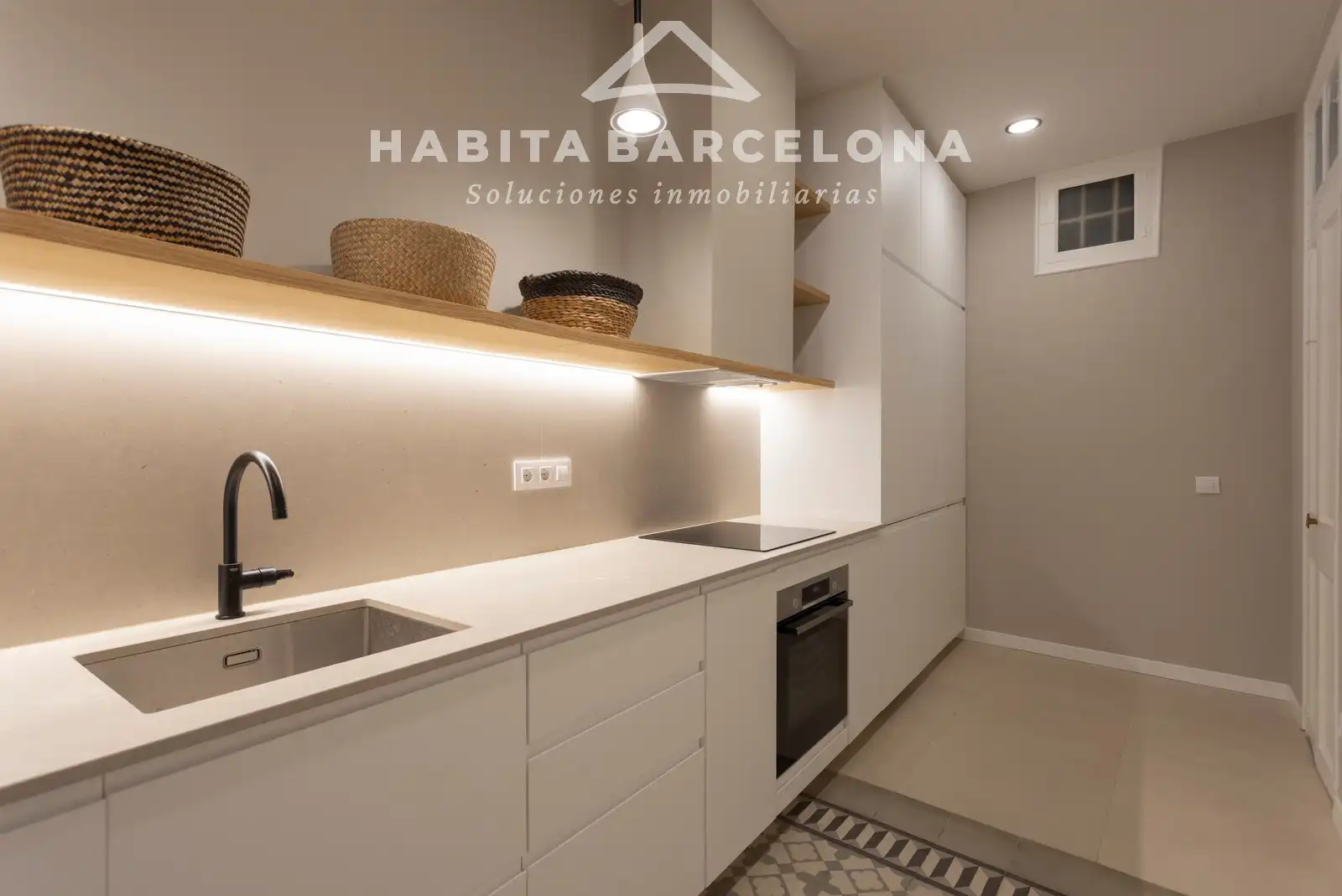 Cocina de Piso en venta en Barcelona con Aire acondicionado, Calefacción y Parquet