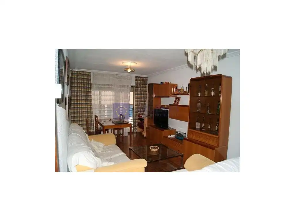 Flat with lift to rent in Centro