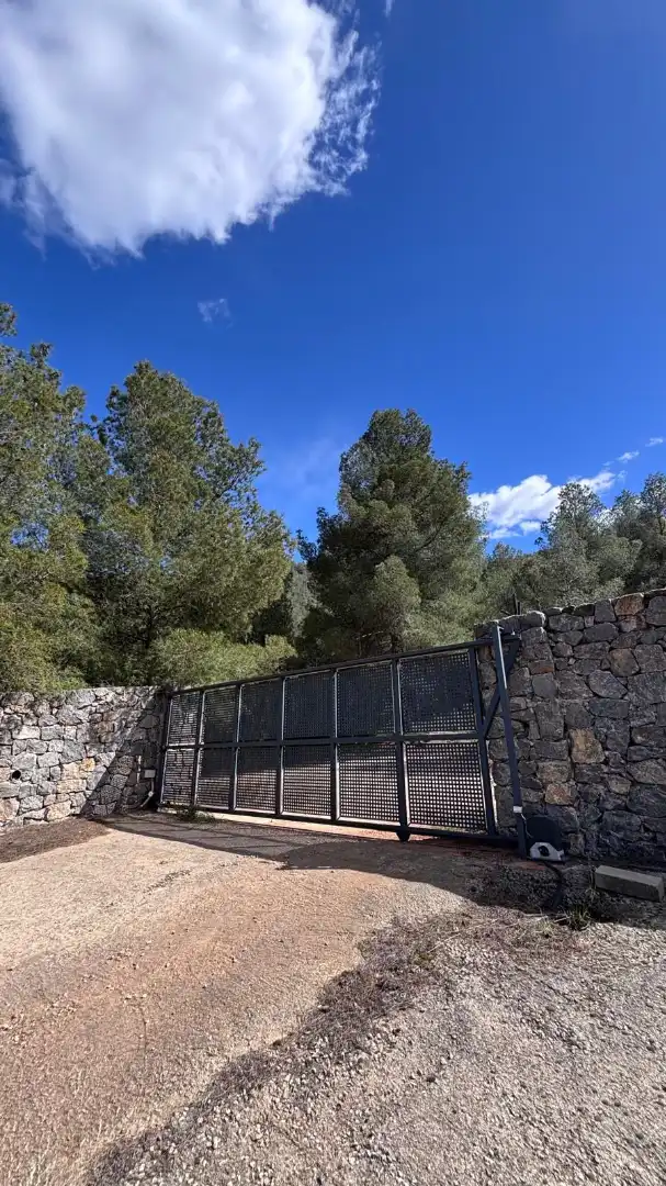 Vista exterior de Casa o xalet en venda en Cehegín amb Aire condicionat, Calefacció i Jardí privat