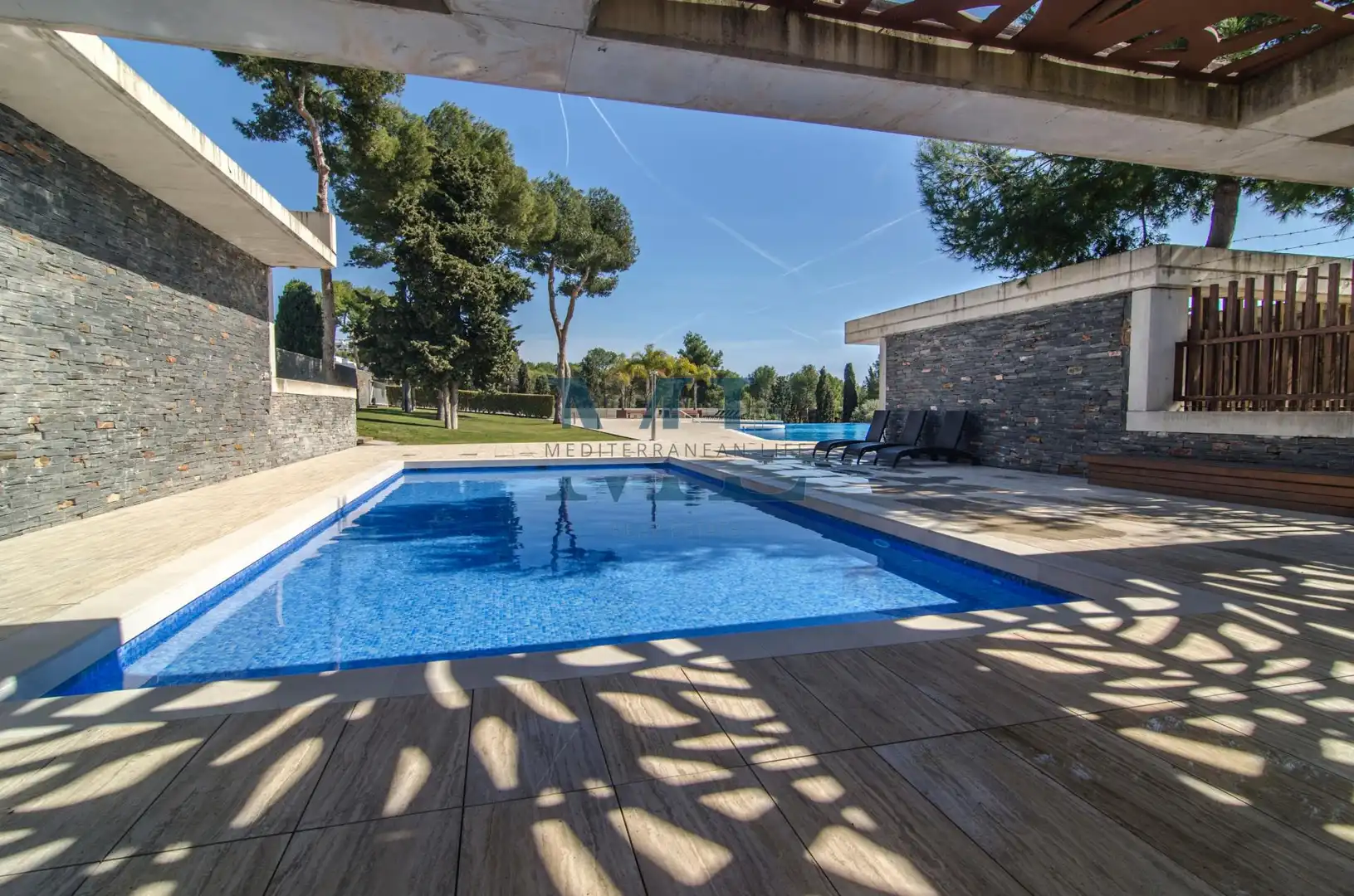 Piscina de Dúplex en venta en Sant Pere de Ribes con Calefacción, Jardín privado y Piscina