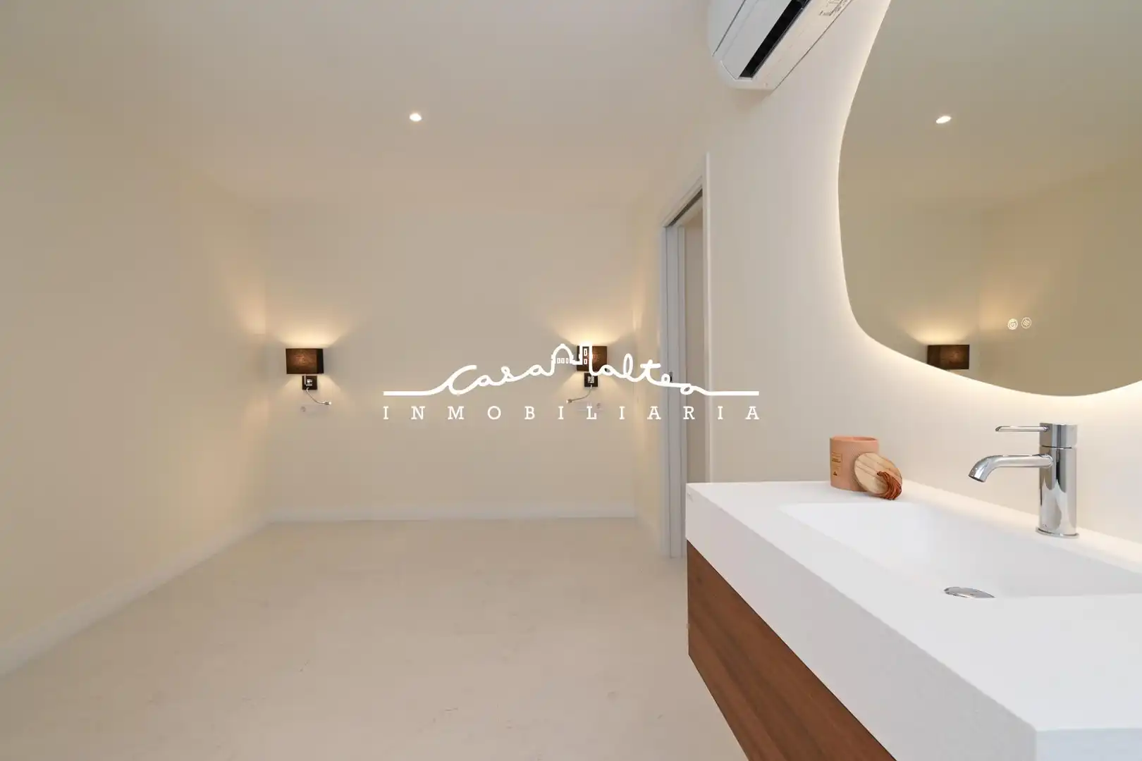 Penthouse with lift for sale in COLON, imagen 31