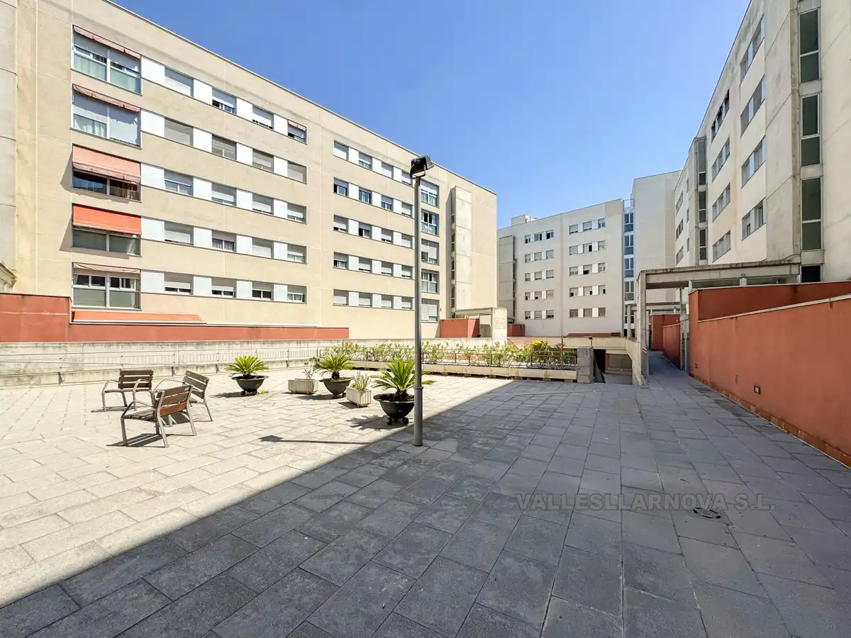 Exterior view of Flat for sale in Mollet del Vallès  with Parquet flooring, Storage room and Balcony