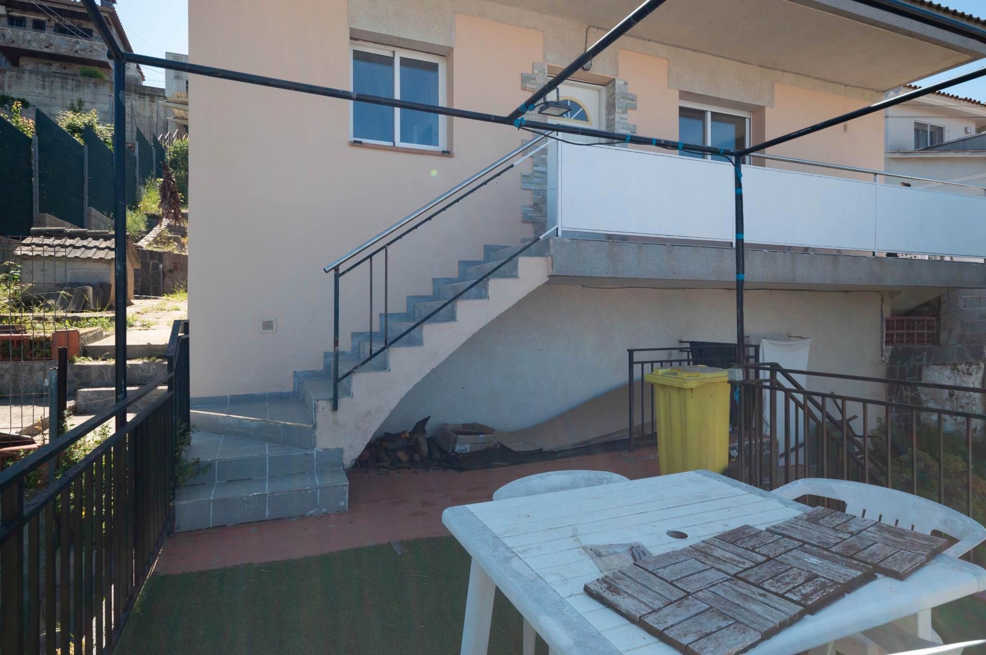 Garden of House or chalet for sale in Abrera  with Air Conditioner, Heating and Private garden