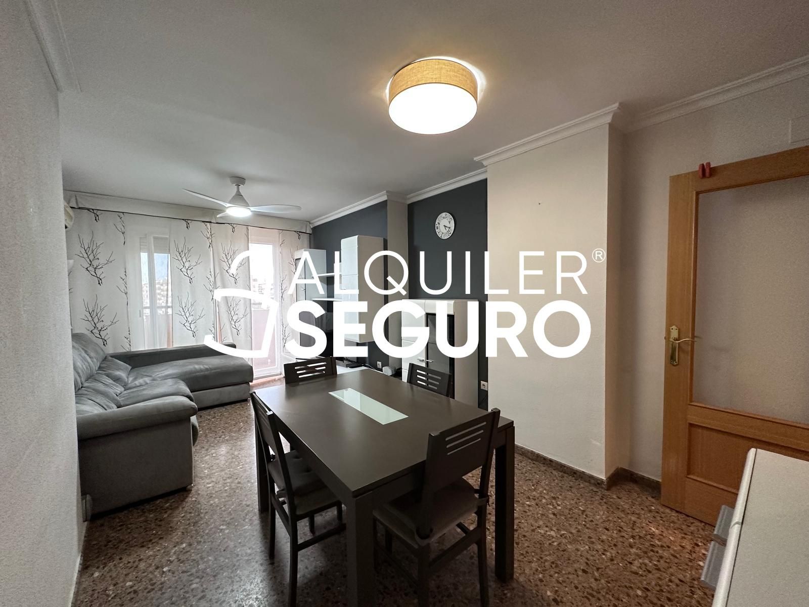 Bedroom of Flat to rent in  Valencia Capital  with Air Conditioner and Furnished