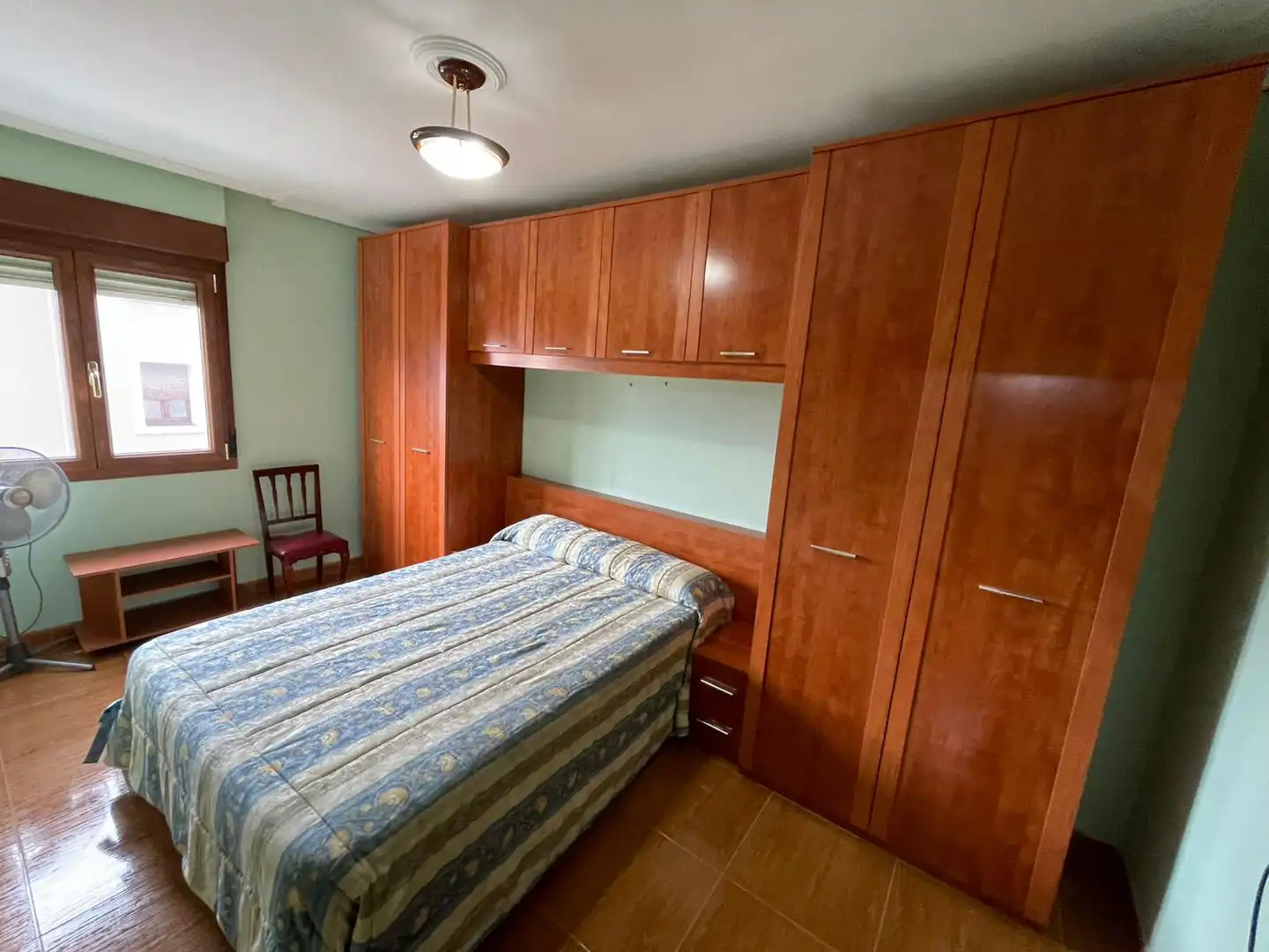 Habitación de Piso en venta en Barakaldo  con Calefacción, Amueblado y Horno