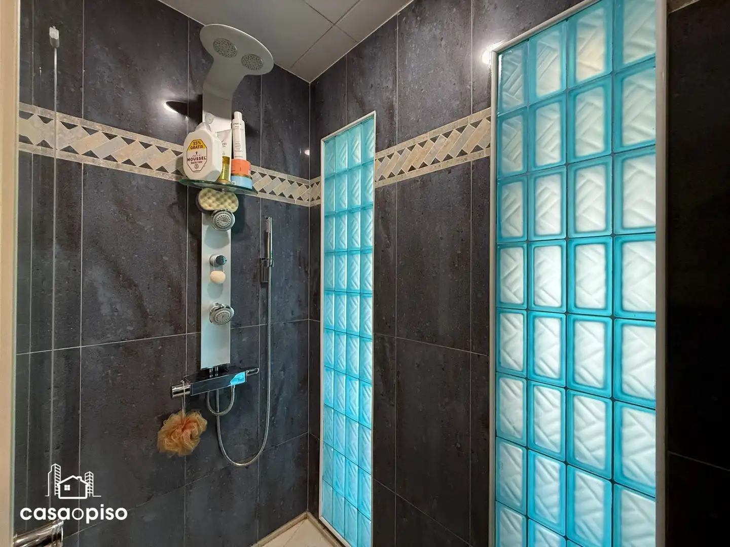 Baño de Casa o chalet en venta en Sabadell con Aire acondicionado, Calefacción y Jardín privado