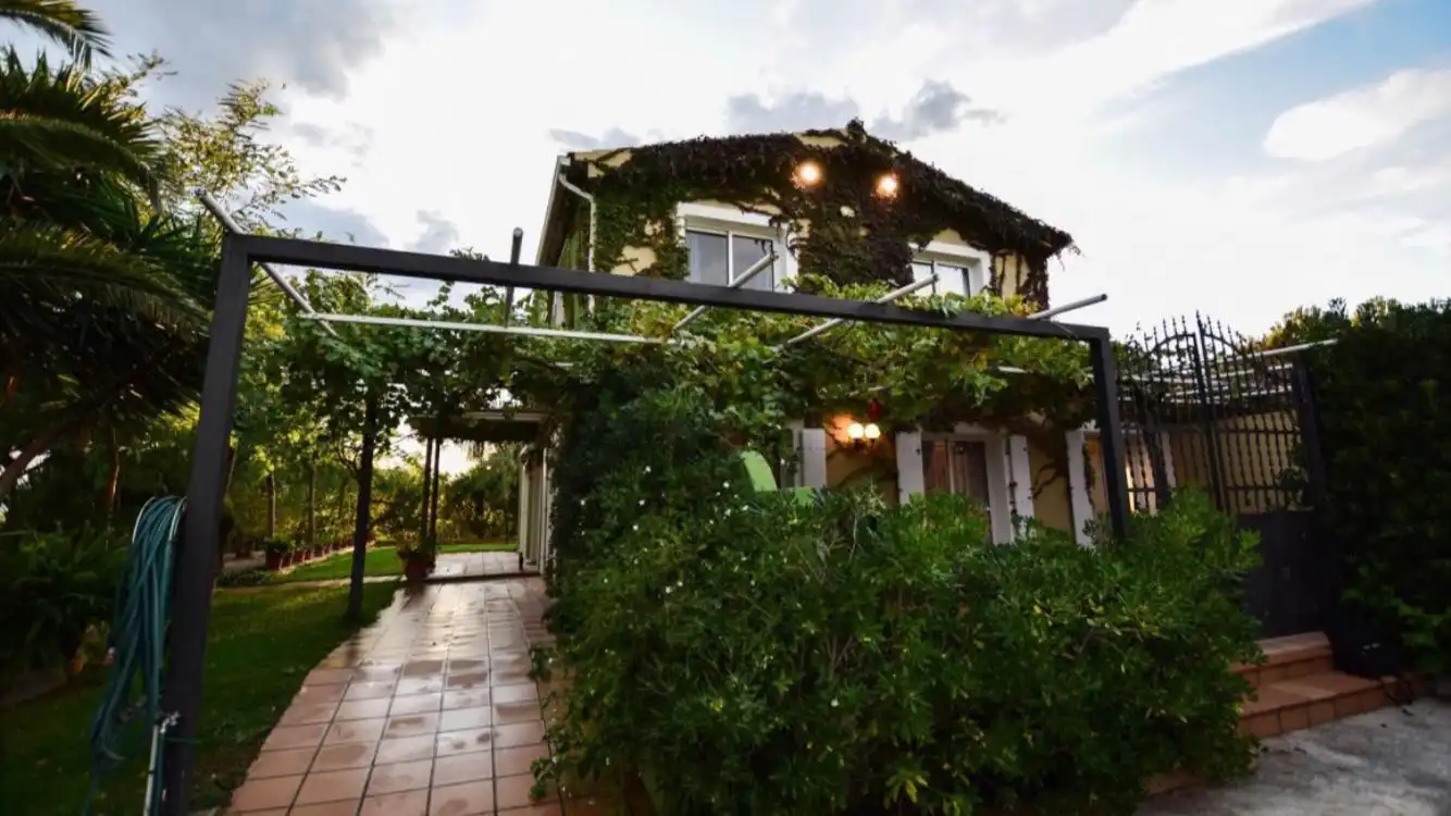 Chalet con piscina en venta en Banyeres del Penedès, imagen 5