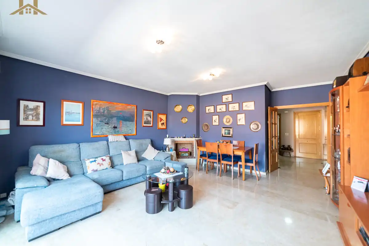 Sala de estar de Casa adosada en venta en Móstoles con Aire acondicionado, Calefacción y Jardín privado
