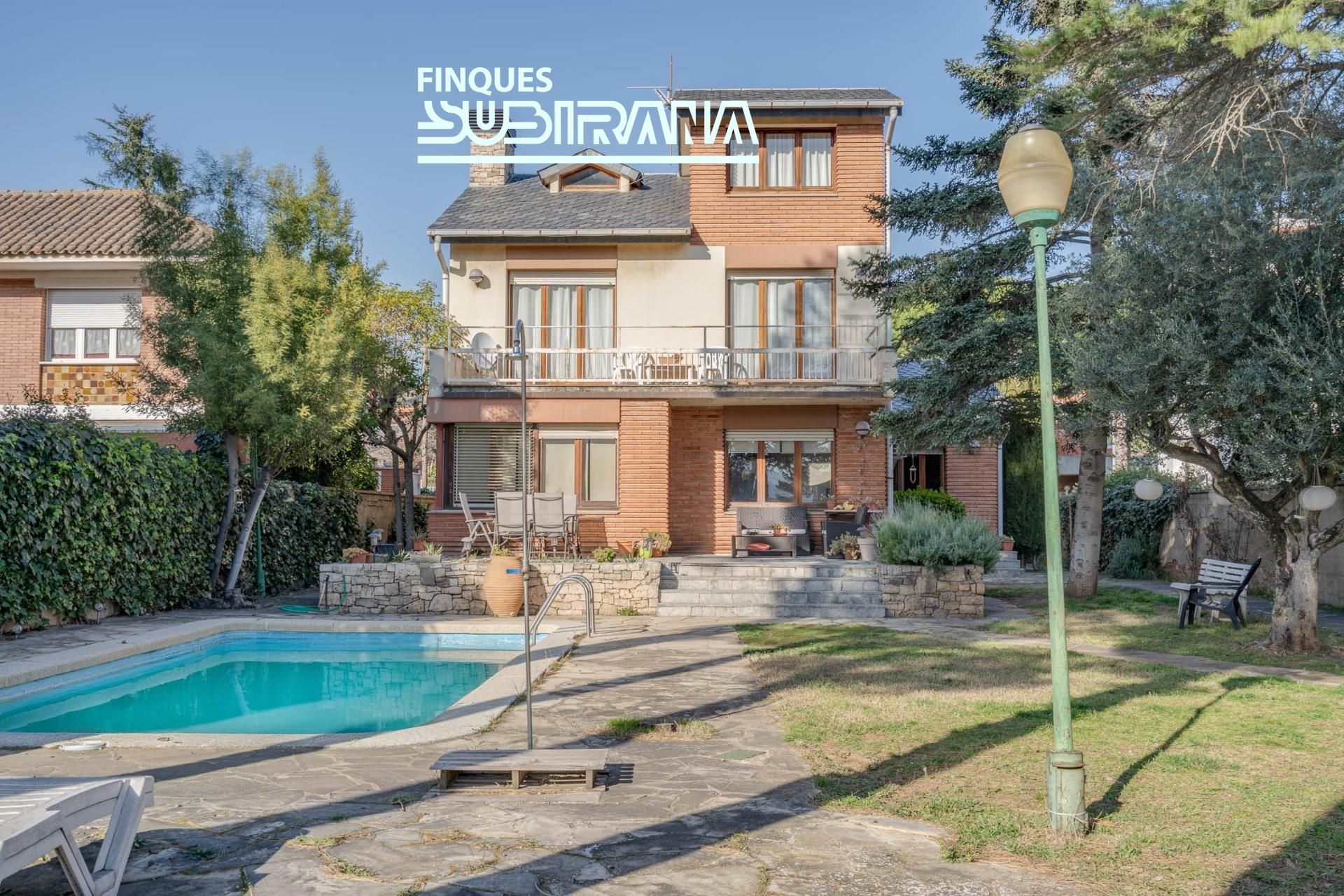 Vista exterior de Casa o chalet en venta en Igualada con Calefacción, Jardín privado y Terraza