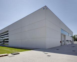 Vista exterior de Terreny industrial en venda en Badalona